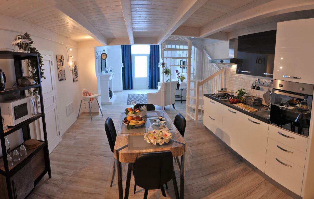 Vila Casa Tra Borgo E Mare Monopoli Exteriér fotografie